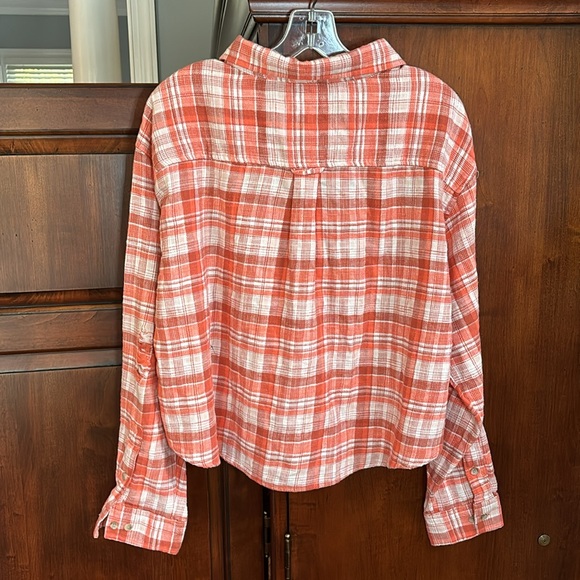 NWT American Eagle Cropped Plaid Flannel Button Down Shirt - Picture 5 of 12